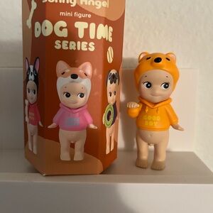 RARE! Lucky Orange Dog Sonny Angel